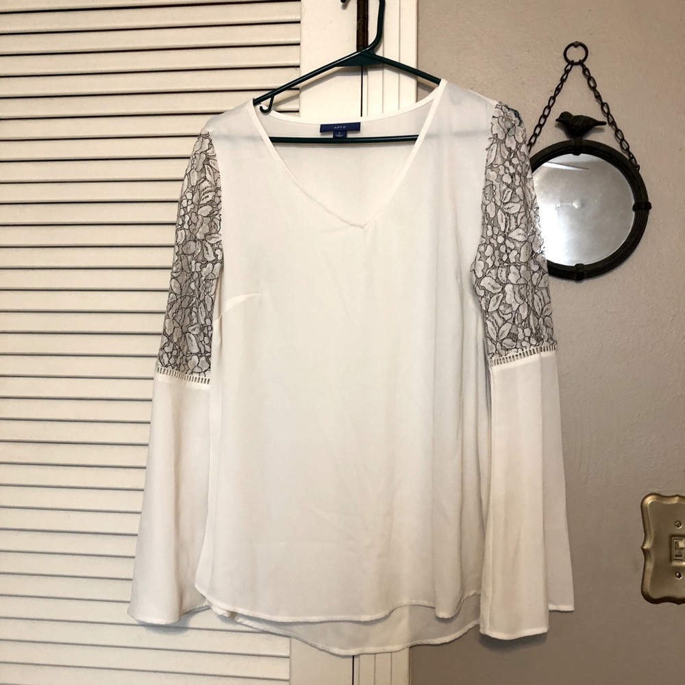 APT 9  kohls - white blouse with black lace bell sleeve blouse